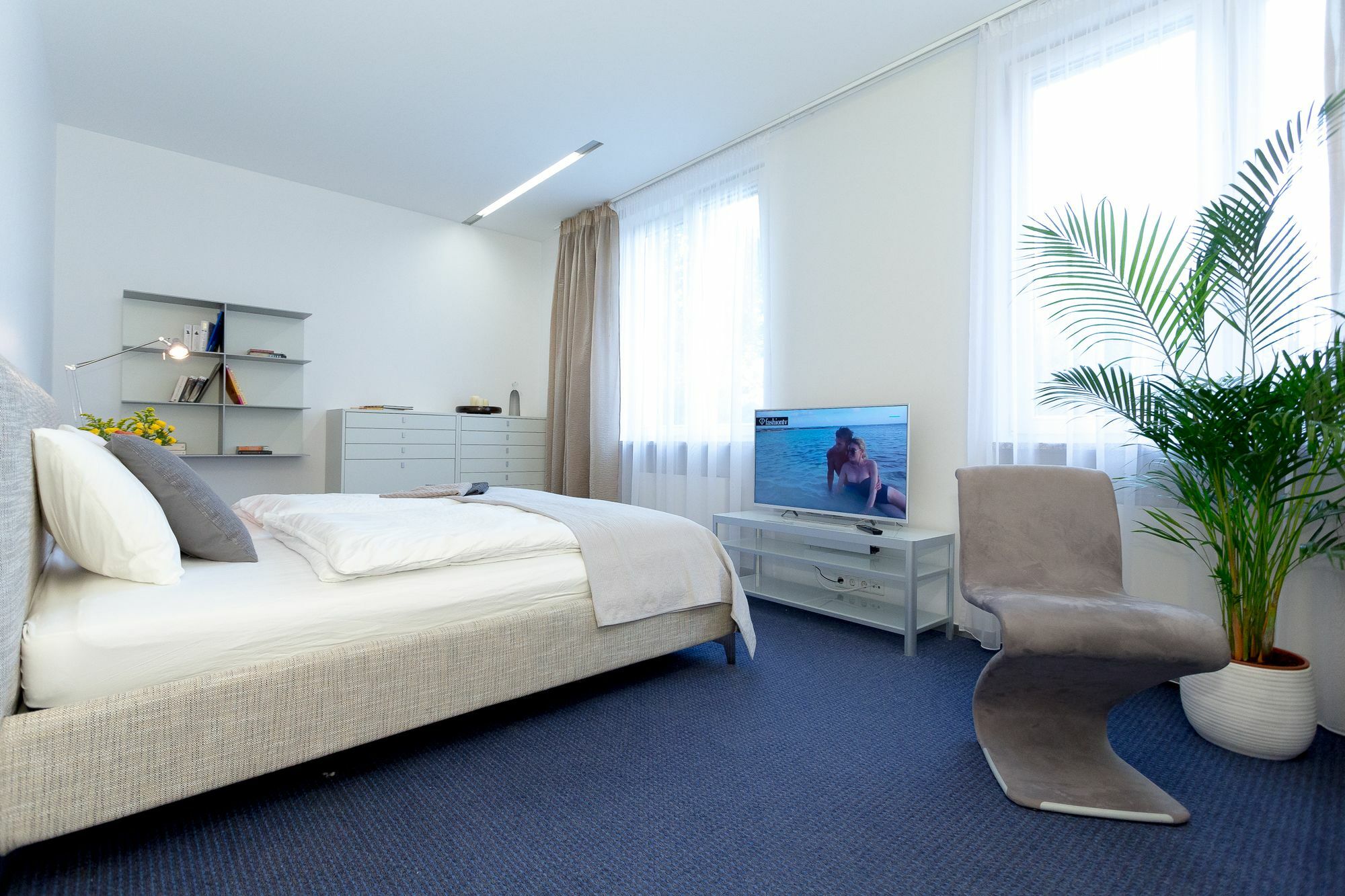 Vilnius Apartments & Suites - Gedimino Avenue Buitenkant foto