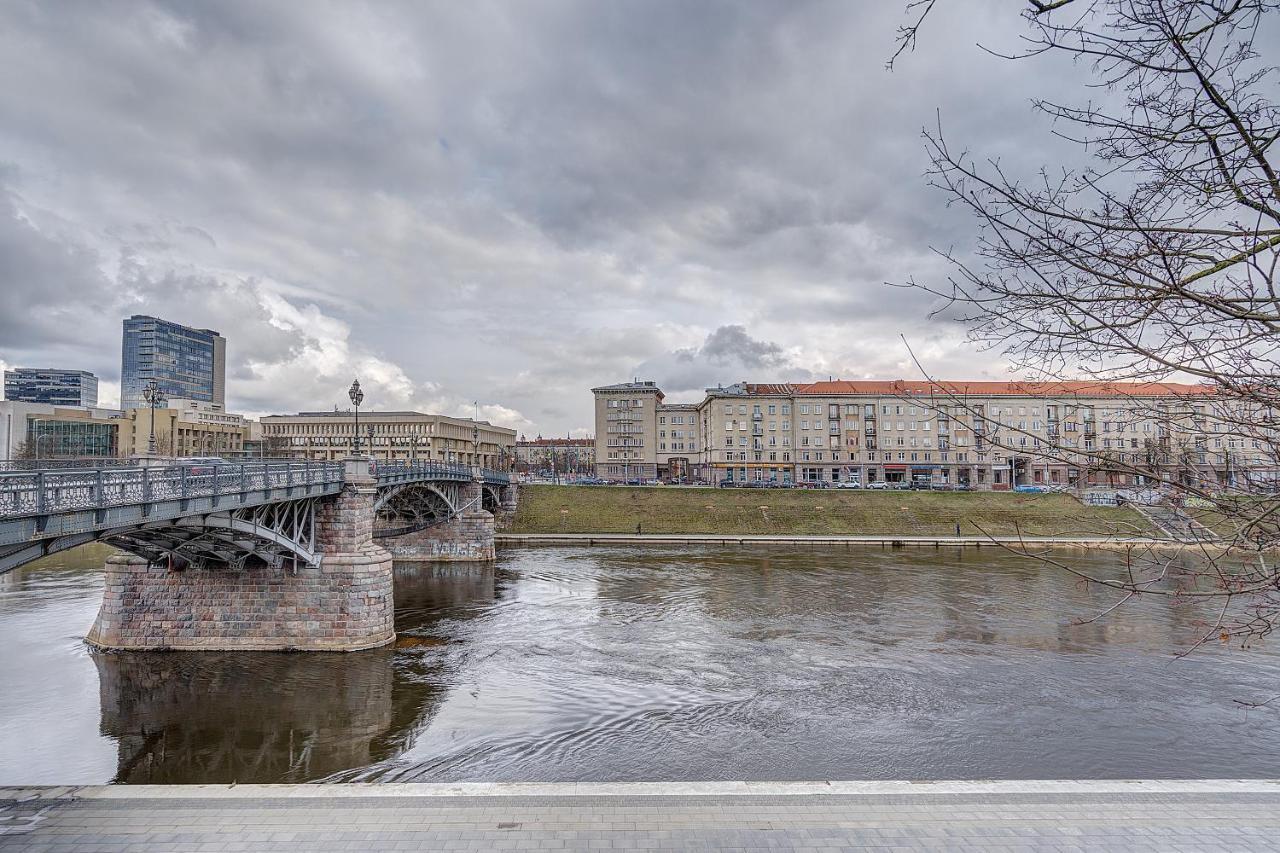 Vilnius Apartments & Suites - Gedimino Avenue Buitenkant foto